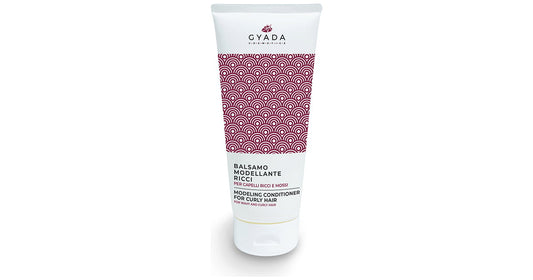 Modelling Conditioner for Curly Hair