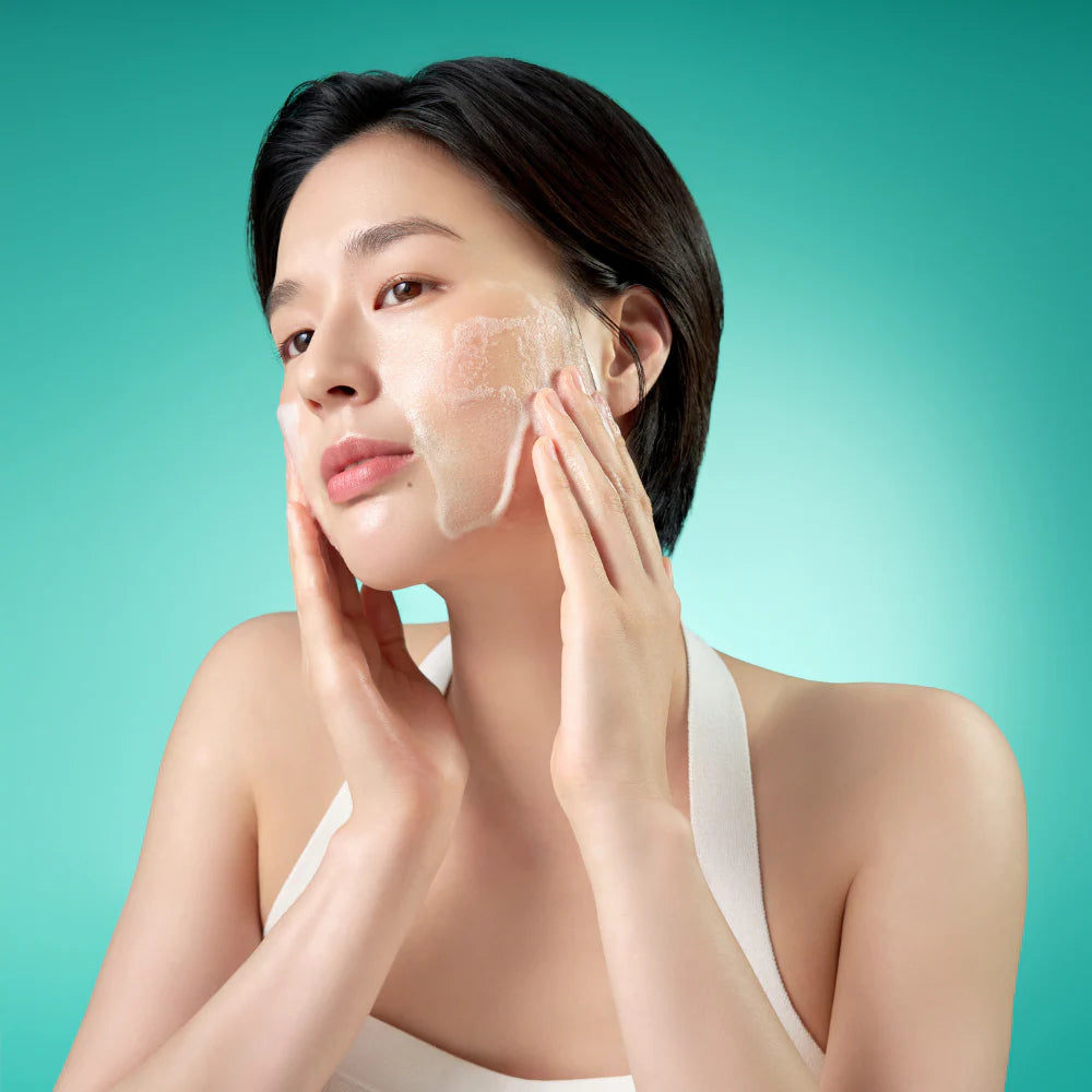 Mighty Bamboo Panthenol Clenaser